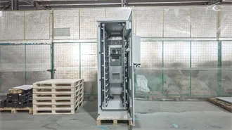 Customized Outdoor Floor Standing 600mm Integrated Battery Energy