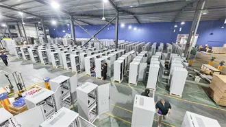GUINEA 1MW PHOTOVOLTAIC FOLDING CONTAINER PROJECT