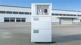 600mm Wide Server Cabinet - SharkRack