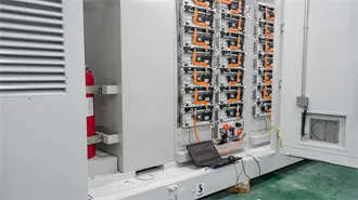 Solar Panel Cost 2025 Guide: Price Per Watt, Incentives & ROI